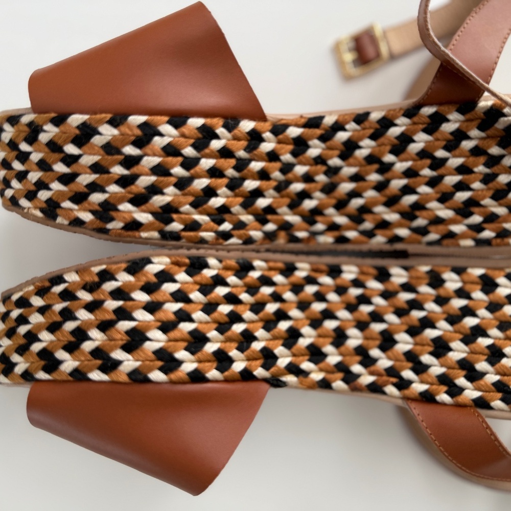 Kaanas platform sandals